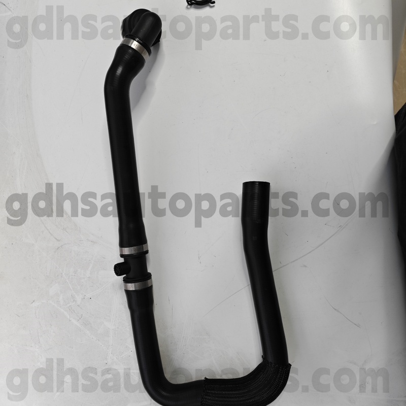 320231 Nissens Radiator Hose Uachtarach le haghaidh Evoque, Discovery, Freelander 2 OE uimh. LR032347