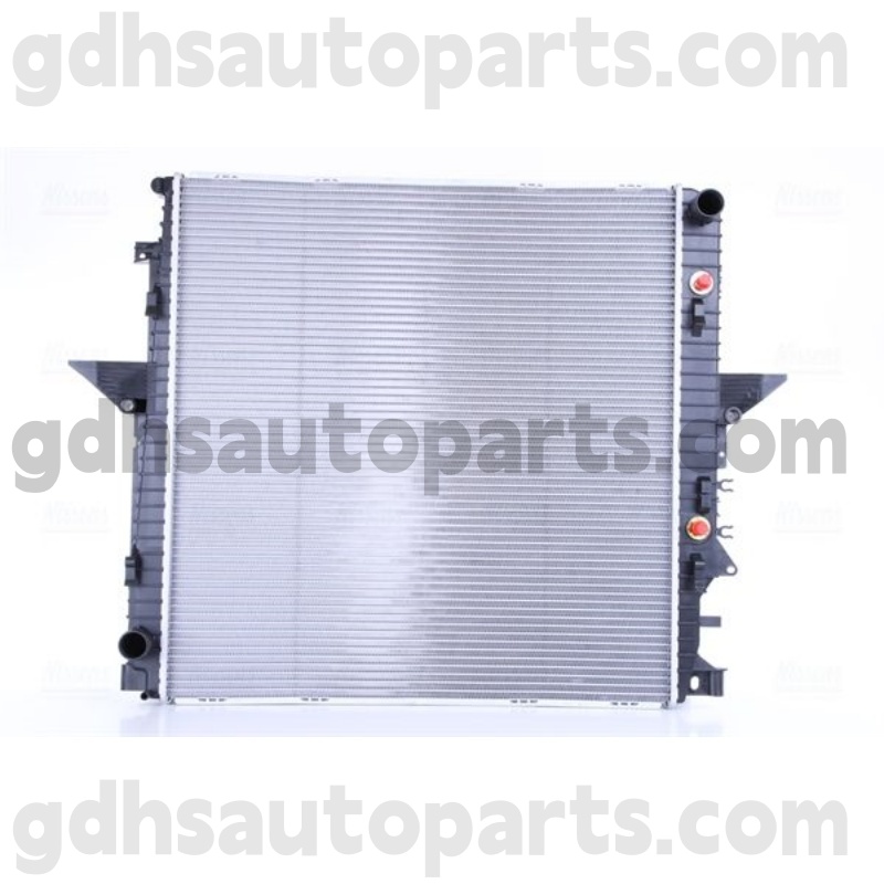 606408 Nissens Radiator do Range Rover Sport, Discovery OE uimh. LR02177777
