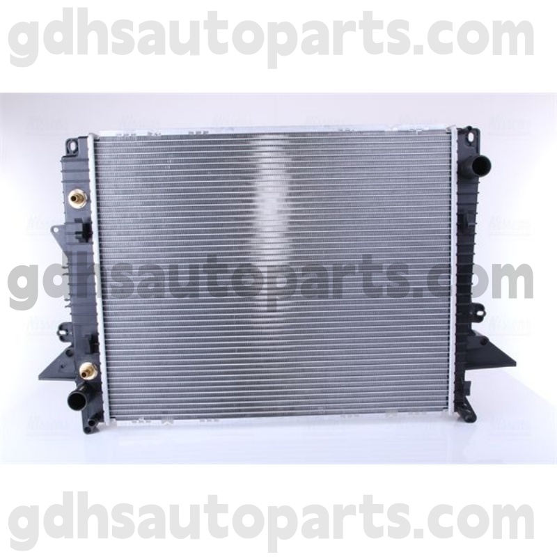 64321A Nissens Radiator le haghaidh Fionnachtana OE Uimh. LR021778